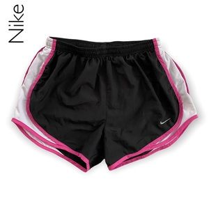Nike Women’s Tempo Running Dri-Fit Shorts Size Small